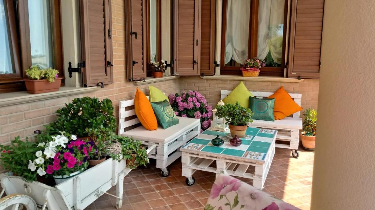 B&B Mikigio Mondavio Exterior photo